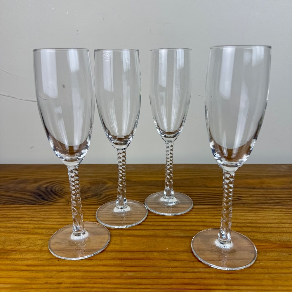 Cristal D’Arques Angelique Champagne Flutes | Set of 4 | Discontinued - Picture 5 of 12